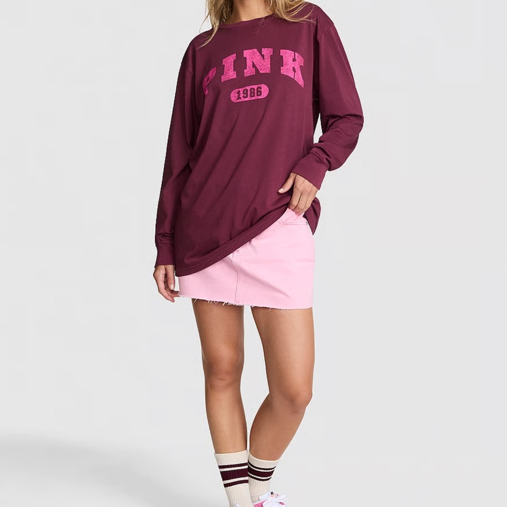Victorias Secret PINK Campus Cotton Long-Sleeve
Tee color/Wild Rose